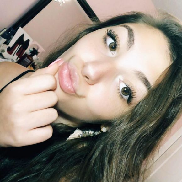 Meet your Posher, Bella - Picture 1 of 1